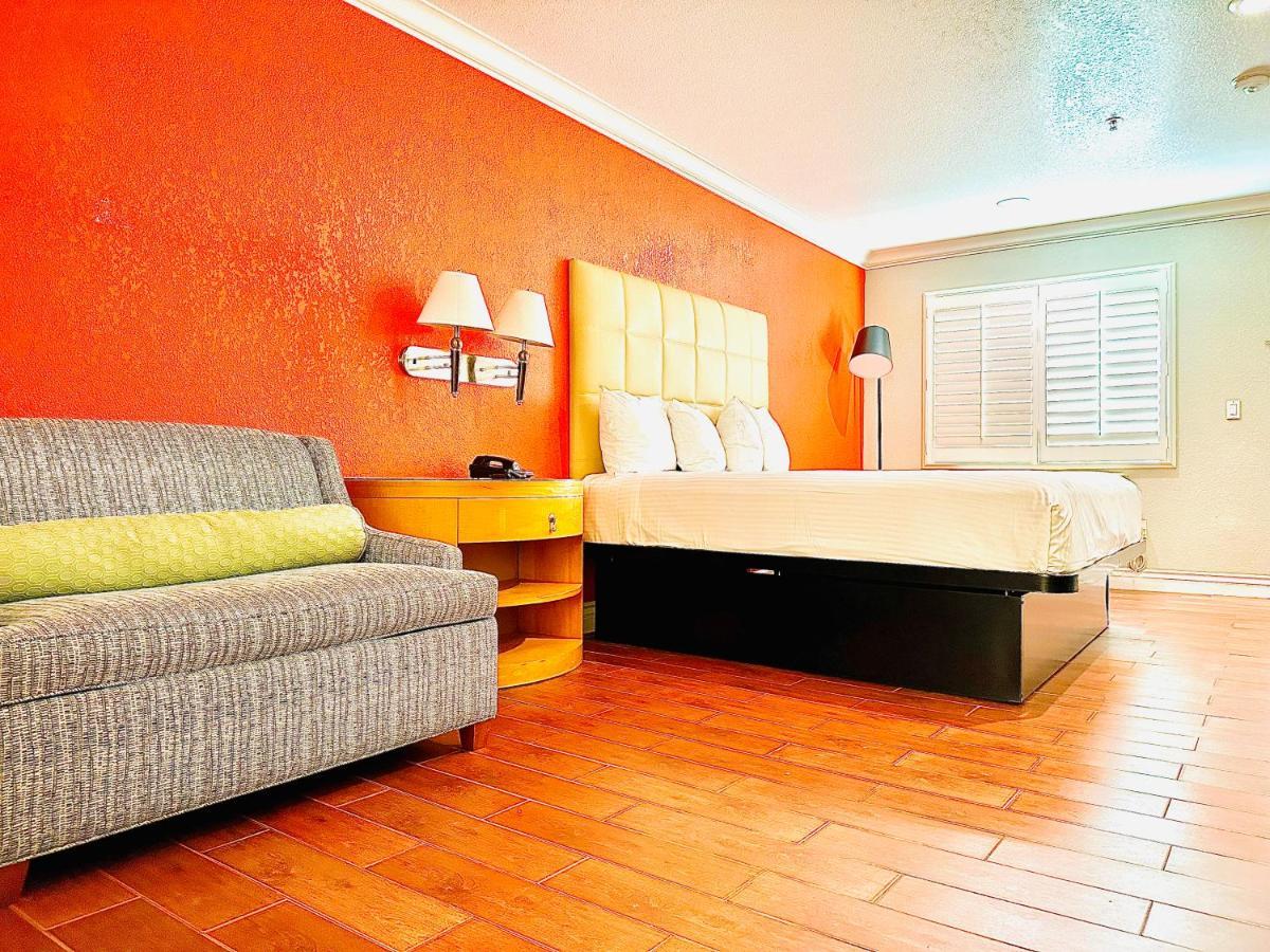 Casa Blanca Hotel & Suites Orange Sr-55 Freeway, Near Honda Center, Chapman University, Disneyland 외부 사진