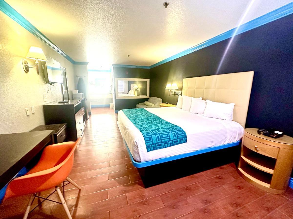 Casa Blanca Hotel & Suites Orange Sr-55 Freeway, Near Honda Center, Chapman University, Disneyland 외부 사진