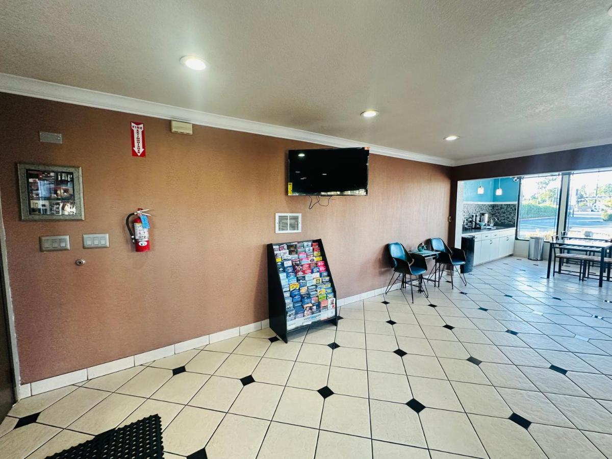 Casa Blanca Hotel & Suites Orange Sr-55 Freeway, Near Honda Center, Chapman University, Disneyland 외부 사진