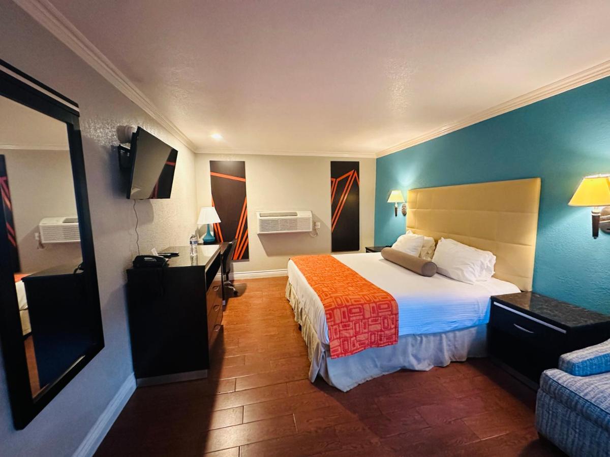Casa Blanca Hotel & Suites Orange Sr-55 Freeway, Near Honda Center, Chapman University, Disneyland 외부 사진