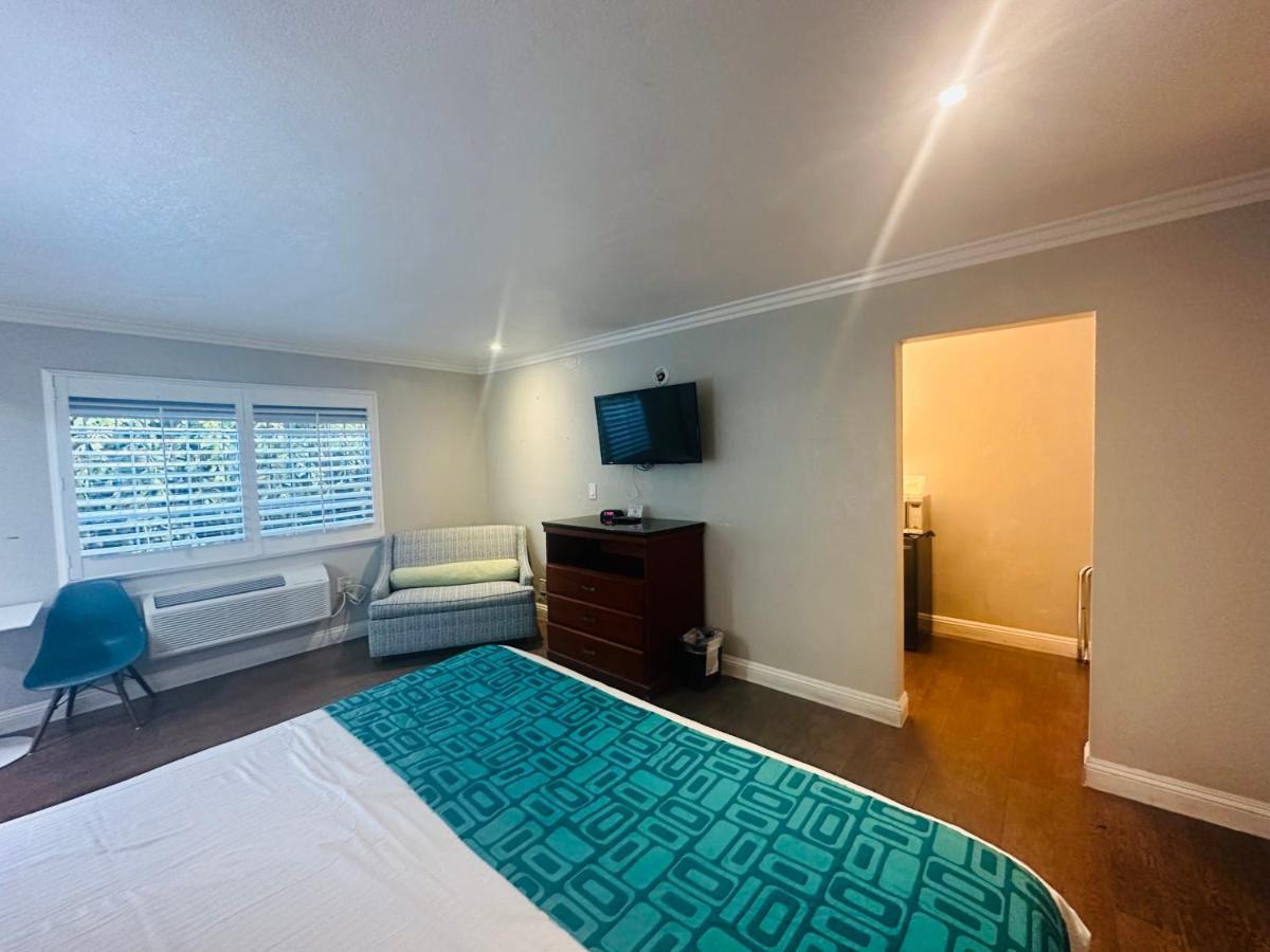 Casa Blanca Hotel & Suites Orange Sr-55 Freeway, Near Honda Center, Chapman University, Disneyland 외부 사진