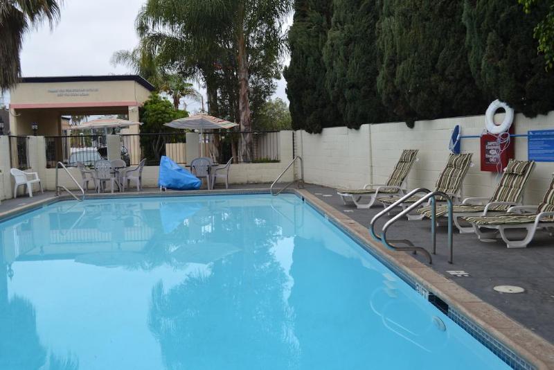 Casa Blanca Hotel & Suites Orange Sr-55 Freeway, Near Honda Center, Chapman University, Disneyland 외부 사진